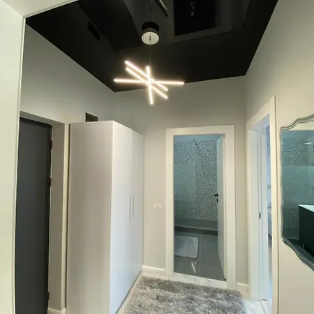 Apartament Naty Bulevard 아파트