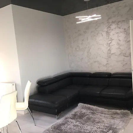 아파트 Apartament Naty Bulevard Năvodari